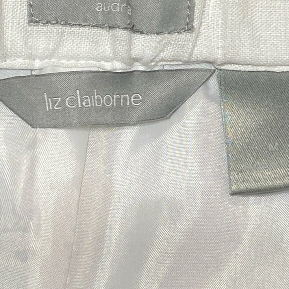 Liz Claiborne 100% white linen capri pants - Picture 4 of 4
